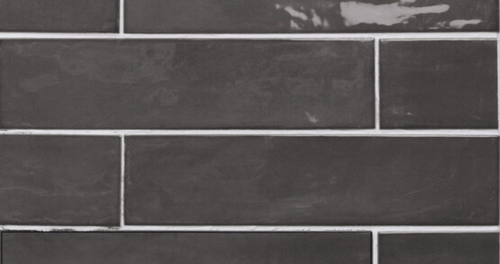 Fayenza Black 6x24,6
